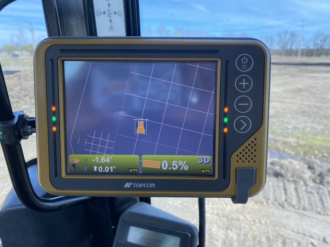 Topcon GPS suppliers — positioning systems at Dirt Pan Depot