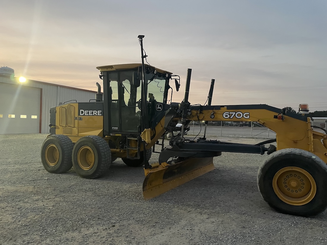 Farm GPS and land leveling equipment in the Mid-South